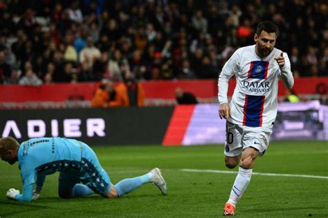 Messi scores and assists in PSG win; Angers finally wins